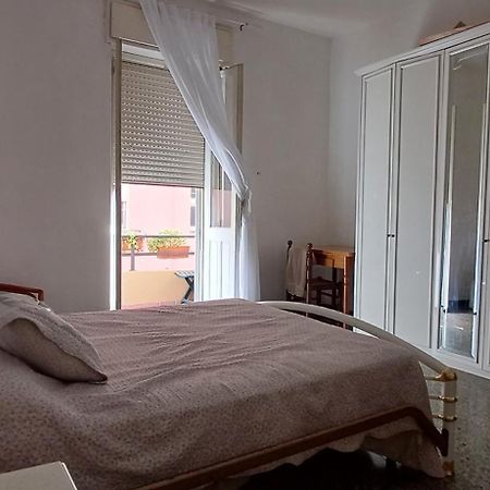 Super Central Rooms Con Uso Cucina Κάλιαρι Εξωτερικό φωτογραφία